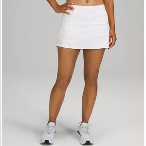Lululemon skirt Size 2 Tall